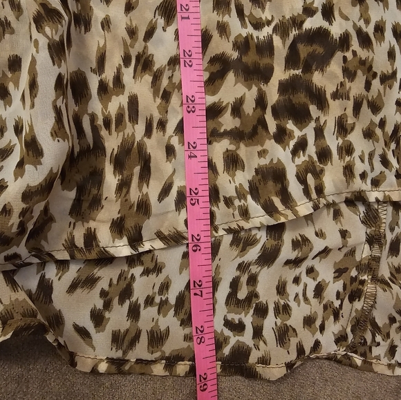 Forever 21 Plus Short Sleeve Animal Print Sheer Tunuic Size XL - Picture 5 of 9